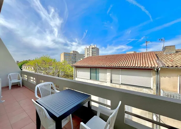 Le Moderne A Nimes, Proche Arenes Et Gare Apartment